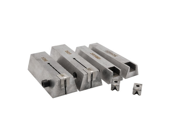 Dies with Exchangeable Inserts in Tungsten Carbide